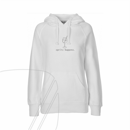 Vorderseite eines weißen Damen-Hoodies mit dem minimalistischen Spruch "spritz happens." und einer Strichzeichnung eines Spritz-Glases auf der Brust