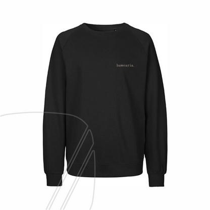 Vorderseite eines schwarzen Sweatshirts mit kleinem "bawearia"-Schriftzug auf der linken Brust
